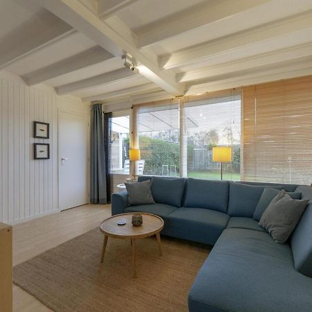 Attractive Holiday Home Close To Beach Sint Maartensvlotbrug Exterior photo